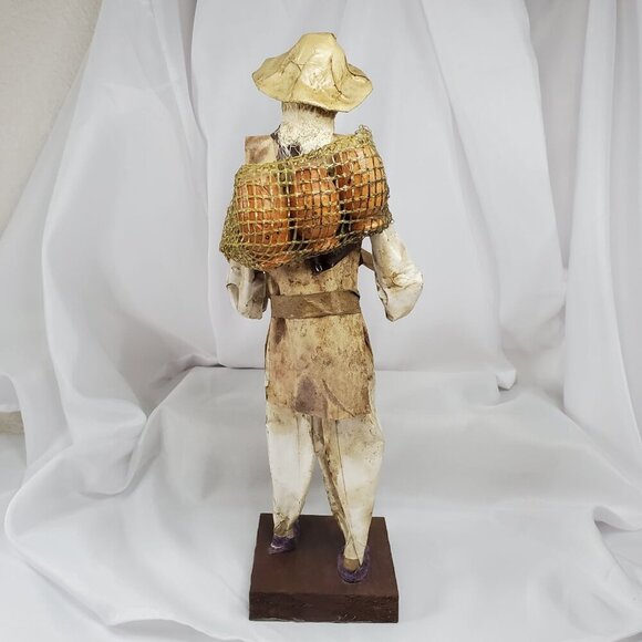 VTG handmade Mexican paper mache folk art couple Farmer & Lady Figurines - Picture 11 of 16